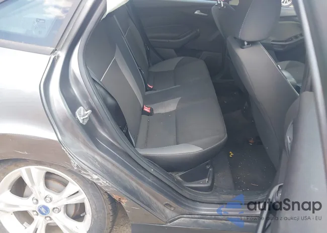 1FADP3F29EL151812: 42963676