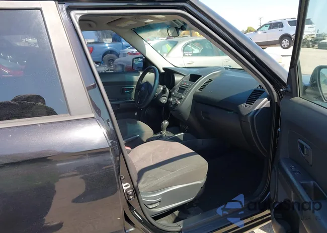 KNDJT2A58D7621906: 42963725