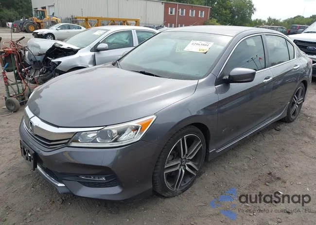 1HGCR2F1XHA302286: 42963801