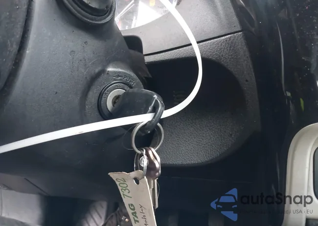 2T1BURHE8HC822709: 42963829