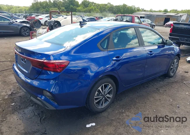 3KPF24AD3RE789360: 42963964