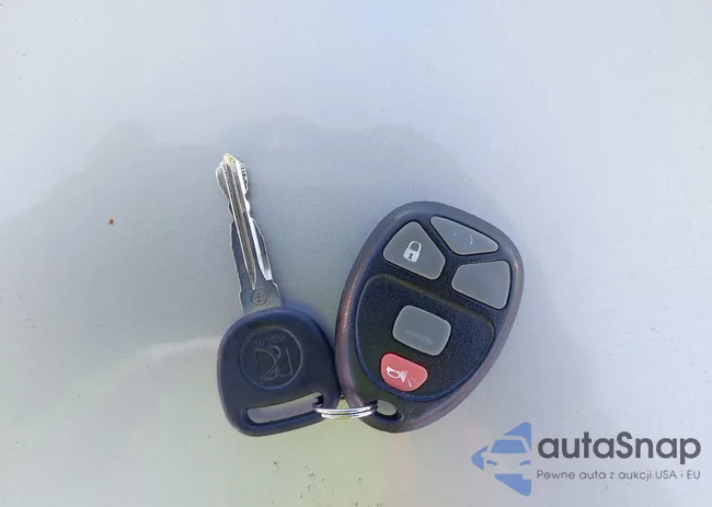 1G8ZV57718F135919: 42962987