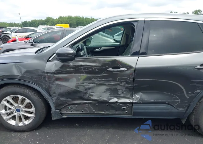 1FMCU0G60LUB38335: 42963014