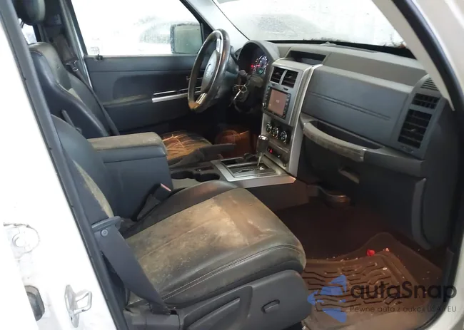 1G4TN5GK1AW109015: 42963080