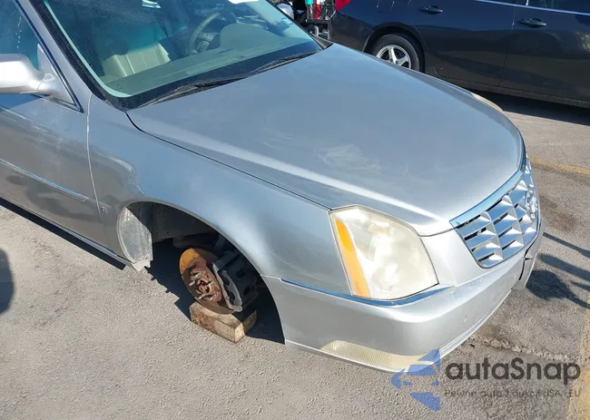 1G6KD57Y26U120523: 42963227