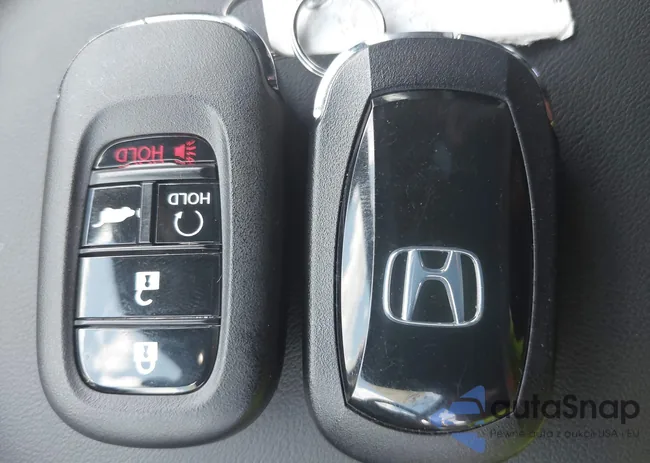 3CZRZ1H5XSM740751: 42963311