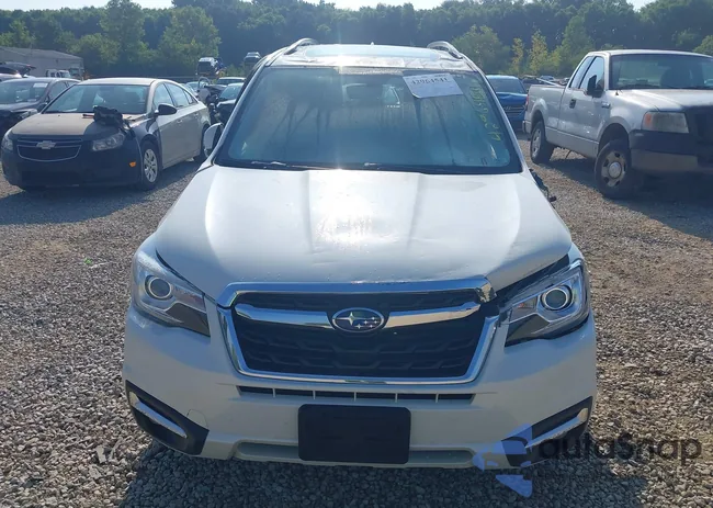 JF2SJARC0JH430558: 42964541