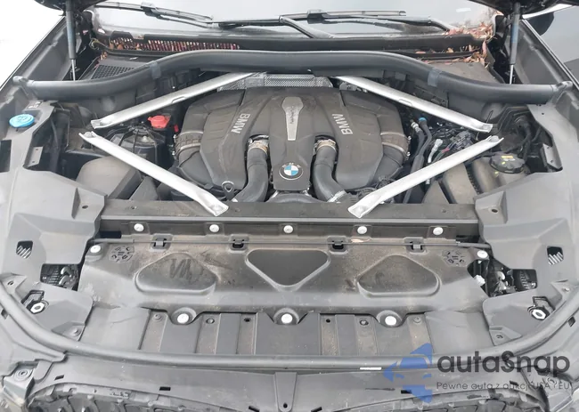 5UXJU2C09L9D06082: 42964544