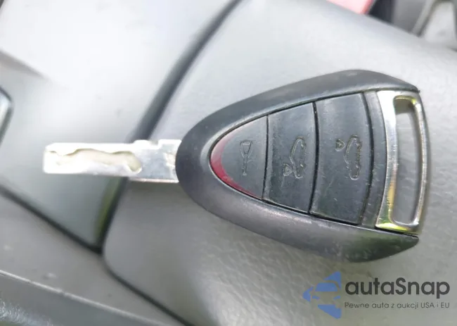 WP0CA2A80CS710230: 42964607