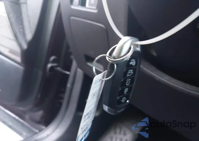 KM8R74HE9NU449988: 42964636