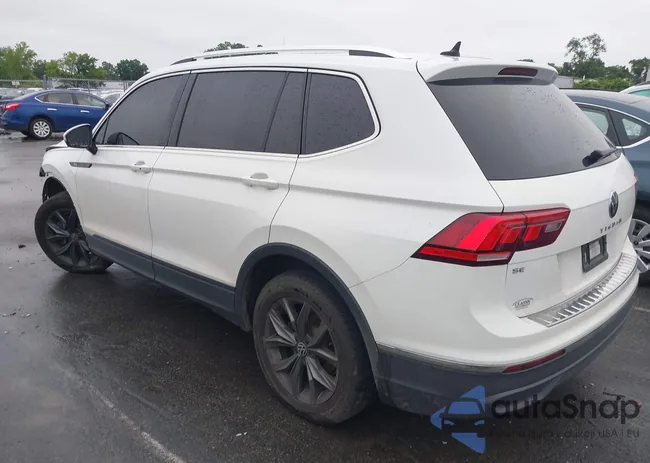 3VV3B7AXXNM177415: 42964653