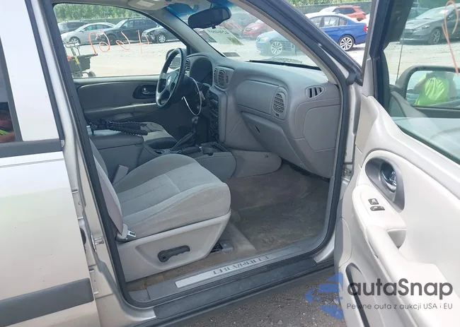 1GNDT13S852257552: 42964669