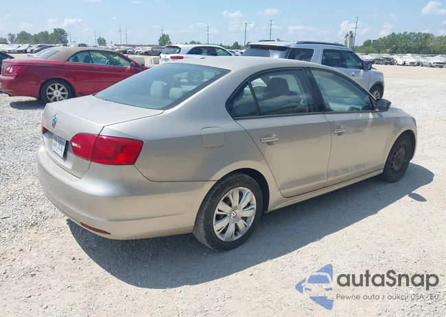 3VW2K7AJ3CM122952: 42964767