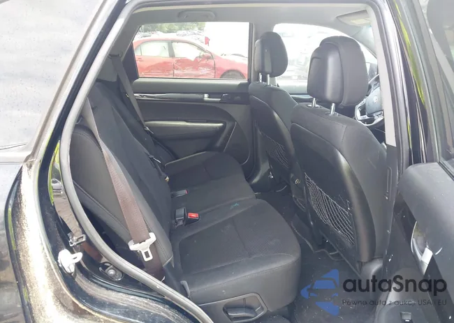 5XYKT4A70FG643700: 42964068