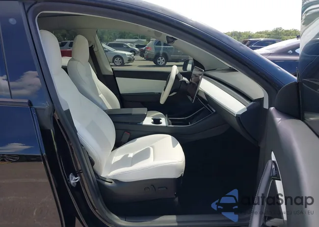 5YJYGDEE2LF032643: 42964119