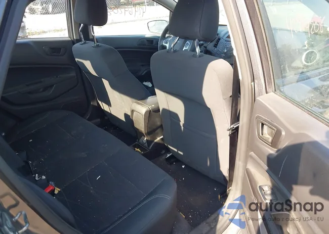 3FADP4BJ0JM111727: 42964208