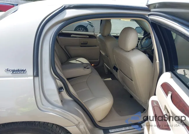 2LNHM82W68X650032: 42965604