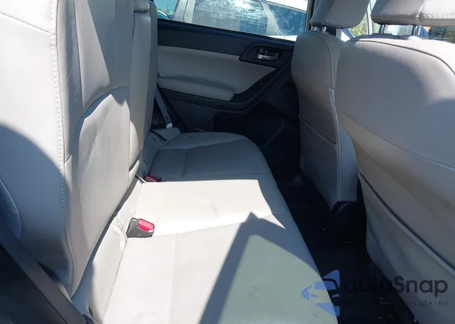 JF2SJARC4JH516732: 42965628