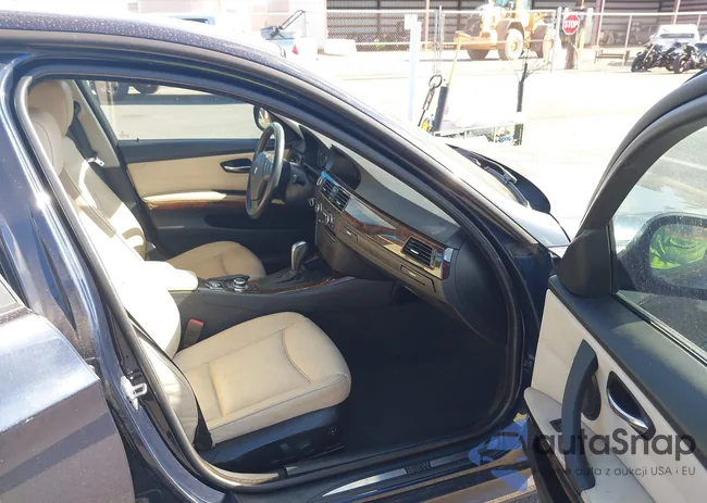 WBAPH5C51AA438983: 42965656