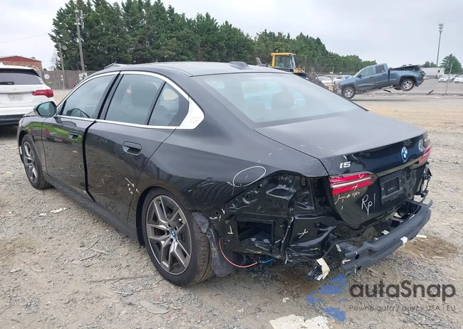 WBY33FK09RCR61811: 42965731