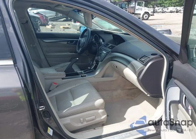 19UUA86529A006858: 42965863