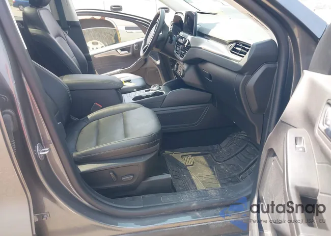 1FMCU9J96NUB97013: 42965950