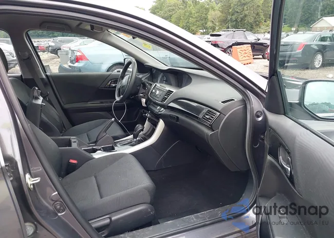 1HGCR2F34GA105047: 42964986