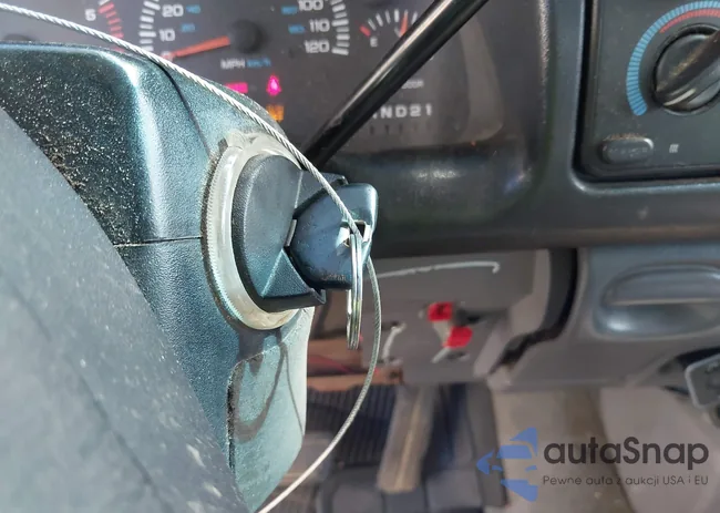 3B7HC13ZX1M511630: 42965184