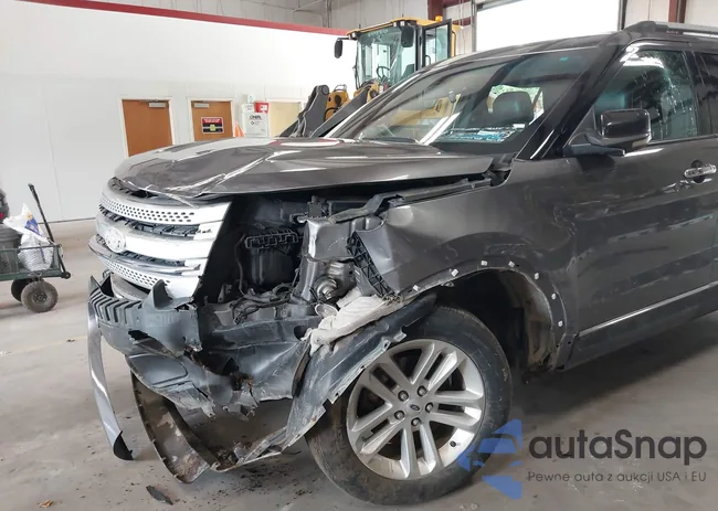 1FMHK8D86CGB00171: 42965347