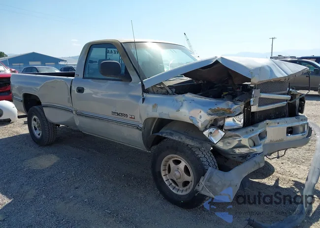 1B7HF16Z5TS561252: 42966459