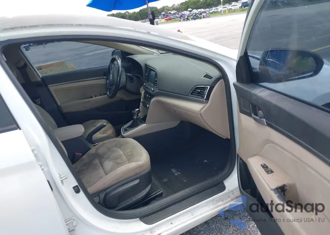 5NPD84LF4HH143596: 42965999