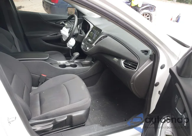 1G1ZD5ST5PF192936: 42966079