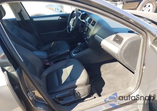 3VWDP7AJXDM350247: 42966264