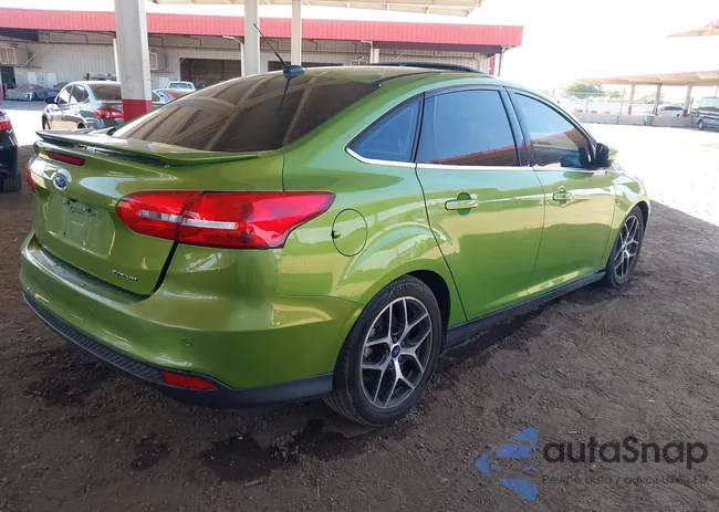 1FADP3J21JL250044: 42967459