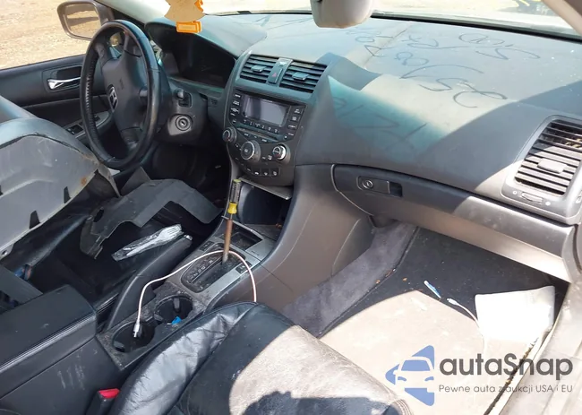 1HGCM66595A018376: 42967552