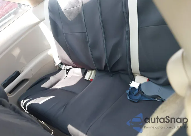 1HGEM22964L014282: 42967696