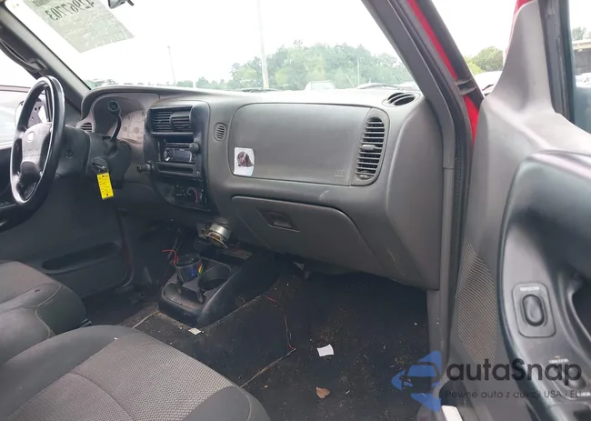 1FTYR14V73PA83135: 42967703