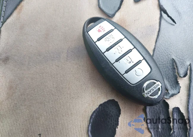 1N4AA6AP3GC381583: 42967773