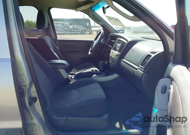 4F2YZ02Z95KM44333: 42967780