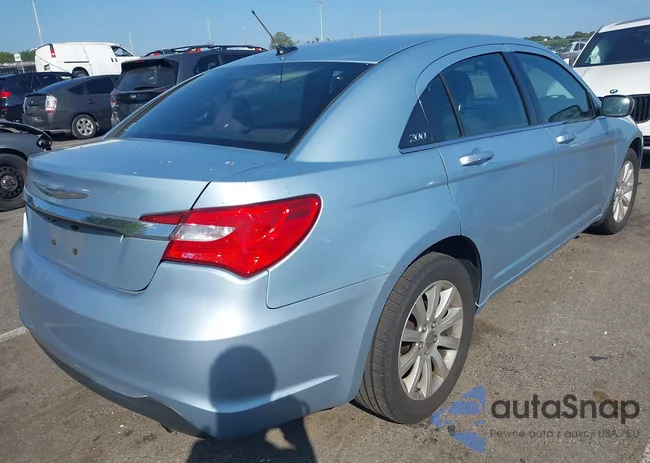 1C3CCBBBXDN683546: 42967900