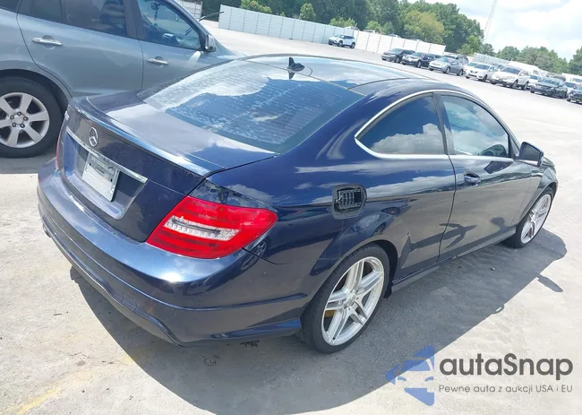 WDDGJ4HB9DF979566: 42966986