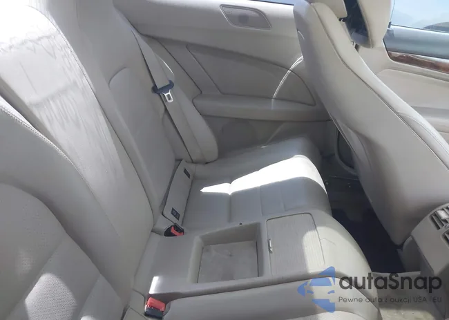 WDDGJ4HB9DF979566: 42966986