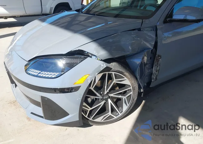 KMHM54AC7SA105209: 42967035