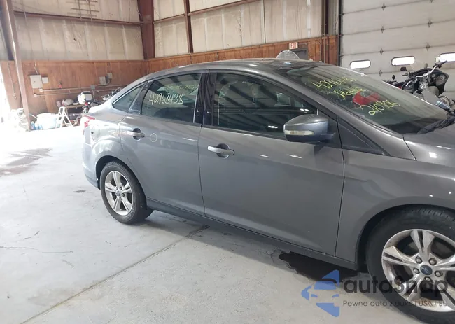 1FADP3F21DL330246: 42968438