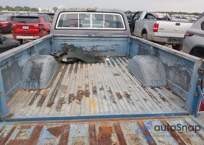 1GCEC14HXCS119332: 42968636