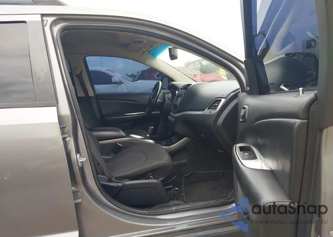 3C4PDCBG3CT185019: 42968966