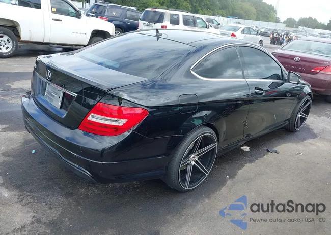 WDDGJ4HB2DG023078: 42968315