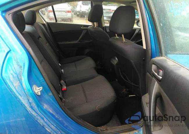 JM1BL1V80C1639028: 42968354