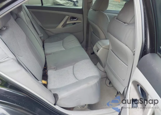 4T1BF3EK9BU176927: 42969481