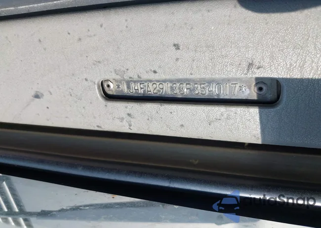 1J4FA29133P354017: 42969888